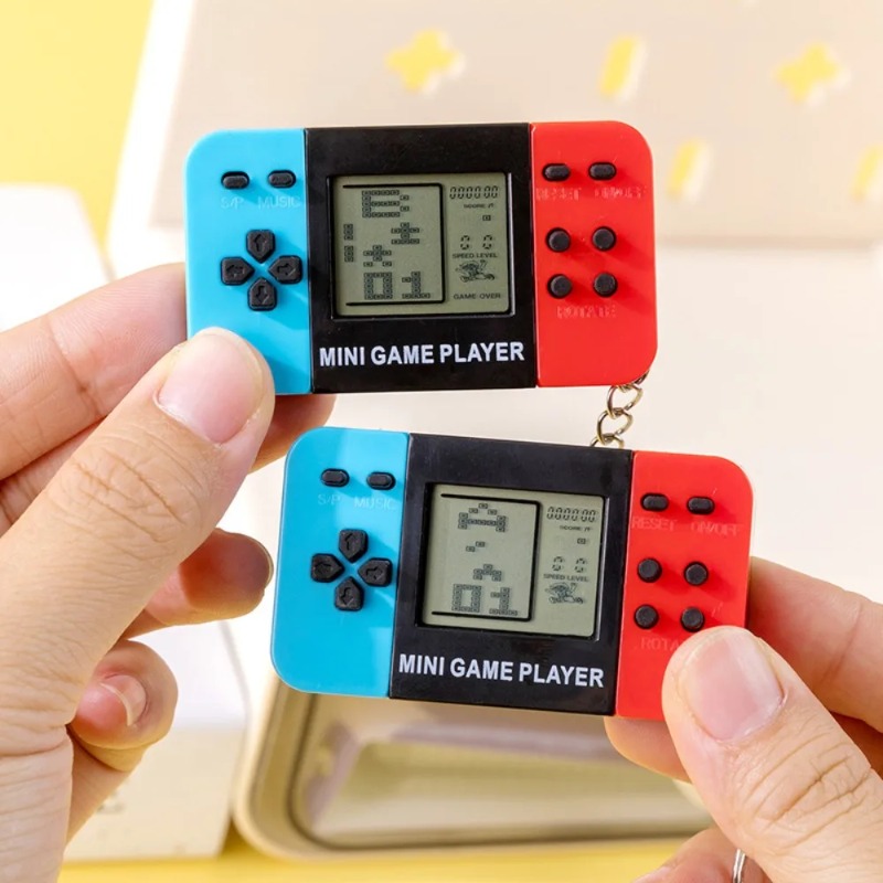 Konsol Game Elektronik Genggam - Gaming Console Keychain ulasan dan harga